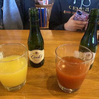 Cracker Barrel Old Country Store - Mimosas, mimosas, mimosas... they have a wide variety of flavors pictured here are the traditional, orange and robust strawberry - Breakfast & Brunch Near Me - Temple, Texas