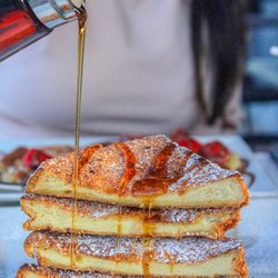 Tasty Beach Cafe - Cinnamon Toast Crunch crusted French toast