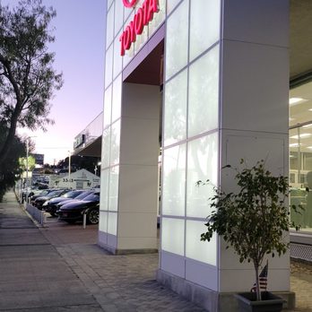 Bob Smith Toyota - Car Dealers Near Me - La Crescenta, California Bob Smith Toyota - Car Dealers Near Me - La Crescenta, California