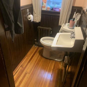Green Gleam - Bathrooms that were so filthy you couldn't see the floor. Amazing work cleaning them up! - Home Cleaning Near Me Green Gleam - Bathrooms that were so filthy you couldn't see the floor. Amazing work cleaning them up! - Home Cleaning Near Me