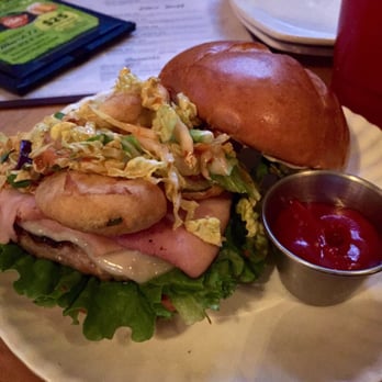Woodie's Flat - Porky's Revenge burger - New American Near Me - Chicago, Illinois