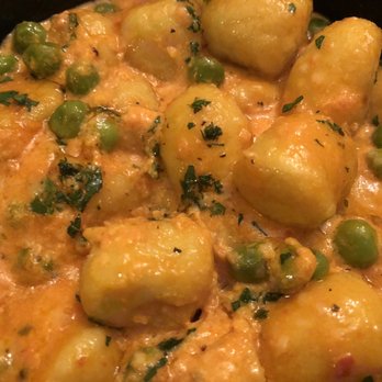 TreVi - Rosa Gnocchi - Italian Near Me - Glenside, Pennsylvania