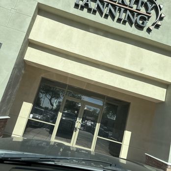Celebrity Tan + Wellness - Front Emtrance - Spray Tanning Near Me - Glendale, Arizona Celebrity Tan + Wellness - Front Emtrance - Spray Tanning Near Me - Glendale, Arizona