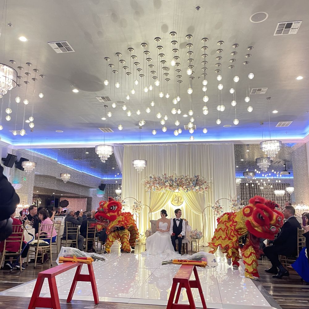 AT Romance Bridal Studio - LED Dance Floor from At Romance! - Bridal Near Me - San Bruno, California