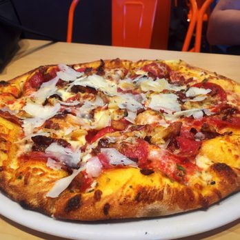 Vis-à-Vis - The New Yorker - Pizza Near Me - Pickering, Ontario