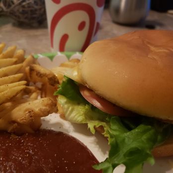 Chick-fil-A - Fast Food Near Me - Schaumburg, Illinois