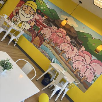 Beard Papa's - Inside - Desserts Near Me - Tracy, California