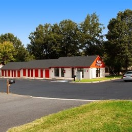 Exterior photo of Public Storage - Charlotte, North Carolina Exterior photo of Public Storage - Charlotte, North Carolina