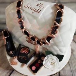 Fernanda's Cakes And More - Sculpted edible purse cake