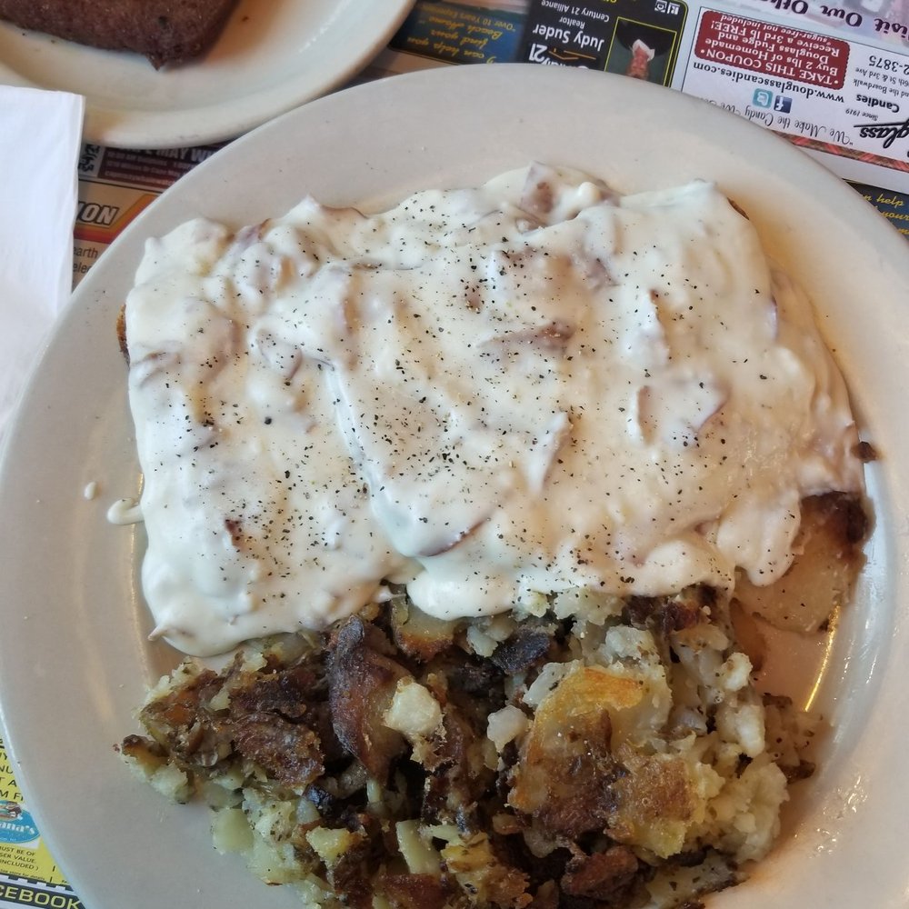 Pink Cadillac Diner - Chipped beef over toast with homefries, huuuge portion. - Diners Near Me - Wildwood, New Jersey Pink Cadillac Diner - Chipped beef over toast with homefries, huuuge portion. - Diners Near Me - Wildwood, New Jersey