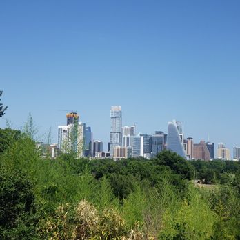 Zilker Botanical Gardens - View of Austin skyline - Botanical Gardens Near Me - Austin, Texas Zilker Botanical Gardens - View of Austin skyline - Botanical Gardens Near Me - Austin, Texas