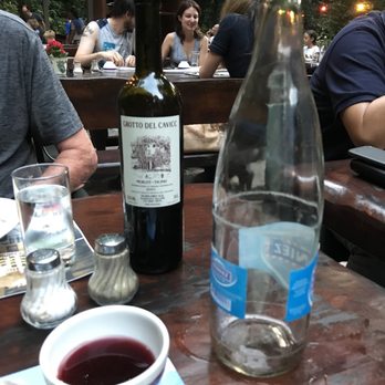Grotto Cavicc - Merlot in crockery bowls. - Hotels & Travel Near Me - Montagnola, TI
