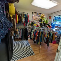 The Revibe Shop - Kid's room, aka "The Toddler's Closet"