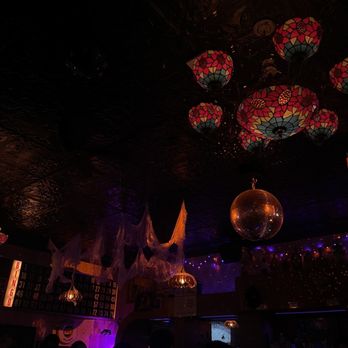 The Welcome Back Lounge - atmosphere - American Near Me - Chicago, Illinois The Welcome Back Lounge - atmosphere - American Near Me - Chicago, Illinois