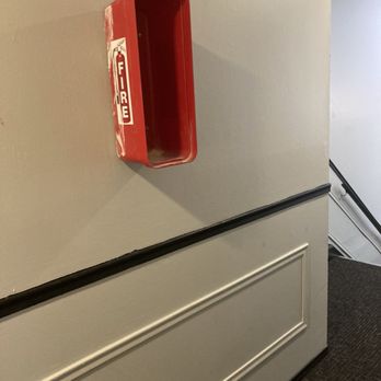 Beacon Point Apartments - Missing fire extinguisher on upper level. Sloppy paint job. - Apartments Near Me - Toledo, Ohio Beacon Point Apartments - Missing fire extinguisher on upper level. Sloppy paint job. - Apartments Near Me - Toledo, Ohio