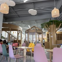 Dining area next to play area