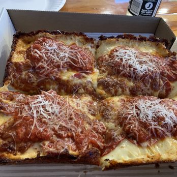 Xtra Cheese - Detroit Pepperoni (8x10) - Pizza Near Me - Whittier, California Xtra Cheese - Detroit Pepperoni (8x10) - Pizza Near Me - Whittier, California