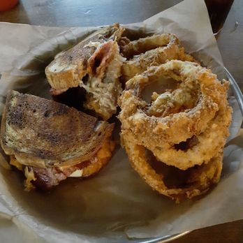 Shirley's Diner - Reuben and onion rings - Diners Near Me - Omaha, Nebraska