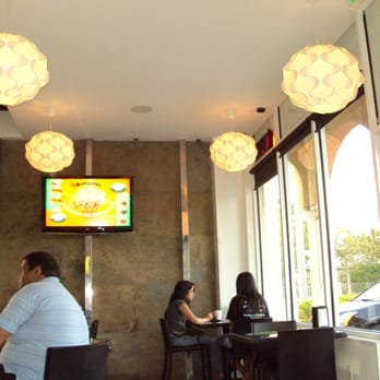 Los Verdes - Interior and Lamps - Colombian Near Me - Miami Lakes, Florida Los Verdes - Interior and Lamps - Colombian Near Me - Miami Lakes, Florida