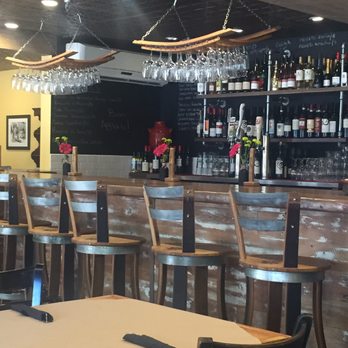 Toscana - Cute bar - Pizza Near Me - Solvang, California Toscana - Cute bar - Pizza Near Me - Solvang, California