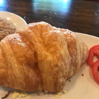 la Madeleine - Yummyyy and fresh !!! - Cafes Near Me - Buford, Georgia