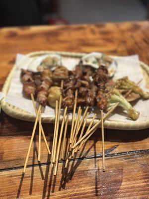 Funny BBQ 98 聚点串吧 by null