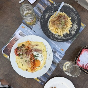 Restaurant Harder Kulm - Restaurants Near Me - Unterseen, BE Restaurant Harder Kulm - Restaurants Near Me - Unterseen, BE