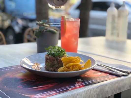 Negroni Bistro & Sushi Bar by null