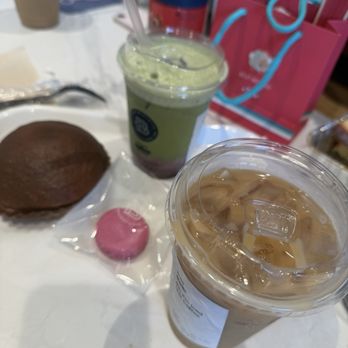 Paris Baguette - Excellent Korean Iced coffee - Bakeries Near Me - Hayward, California Paris Baguette - Excellent Korean Iced coffee - Bakeries Near Me - Hayward, California
