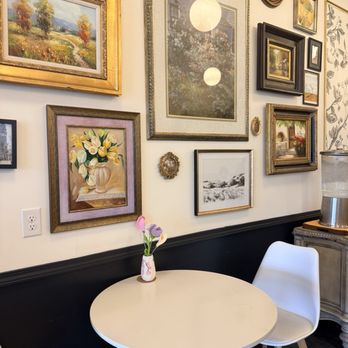 Htea Cafe - Inside - Bubble Tea Near Me - Troy, Michigan
