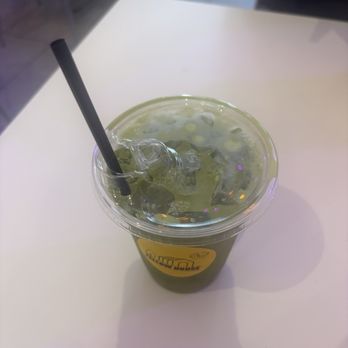 Yellow House Cafe  - Matcha latte - Cafes Near Me - Northridge, California