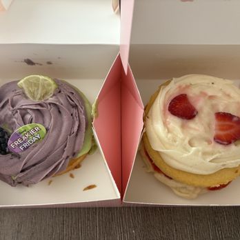 Crumbl - Riverbank - The Freakier Friday Blackberry Key Lime Cake, and the Vanilla Bean Strawberry Cake!!! Both are divine (8/4-8/9 selections!) - Bakeries Near Me - Riverbank, California Crumbl - Riverbank - The Freakier Friday Blackberry Key Lime Cake, and the Vanilla Bean Strawberry Cake!!! Both are divine (8/4-8/9 selections!) - Bakeries Near Me - Riverbank, California