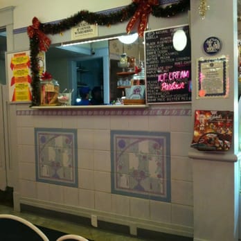 Alethea's Chocolates - The ice cream area! - Desserts Near Me - Williamsville, New York