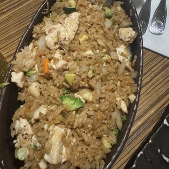 Blufish Sushi Bistro - Fried rice with chicken - Japanese Near Me - Vernon Hills, Illinois