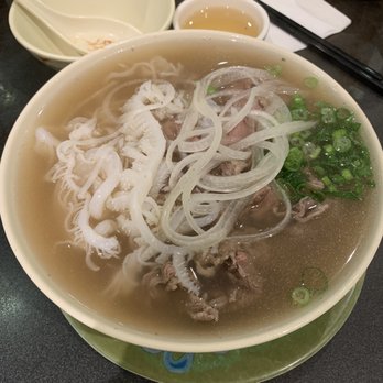 Vietnam Noodle Star - Rare beef and tripe - Vietnamese Near Me - Toronto, Ontario Vietnam Noodle Star - Rare beef and tripe - Vietnamese Near Me - Toronto, Ontario