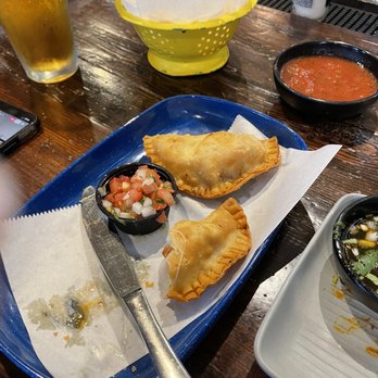 Que Onda - Don't you just love a good empanada? Another new item on their menu - shrimp empanadas - Mexican Near Me - Huntersville, North Carolina Que Onda - Don't you just love a good empanada? Another new item on their menu - shrimp empanadas - Mexican Near Me - Huntersville, North Carolina