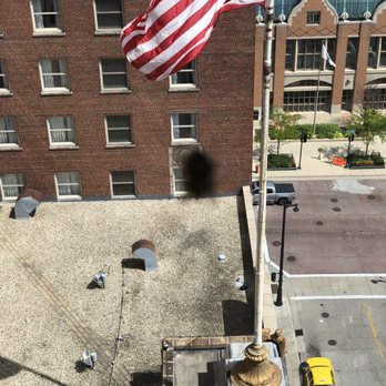 Hilton Milwaukee - Hotels Near Me - Milwaukee, Wisconsin