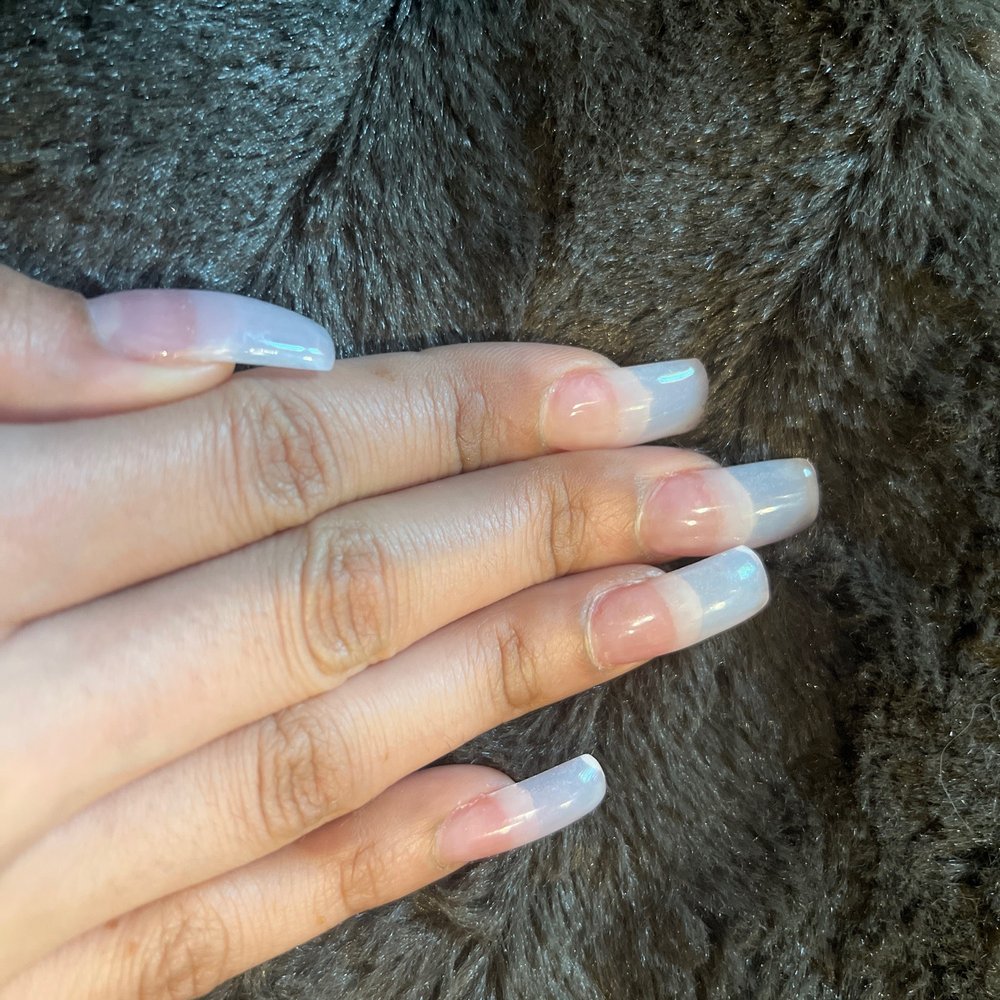 Beyoutiful Nails - New set of acrylics. Absolutely TERRIBLE - Nail Salons Near Me - Carmel, Indiana