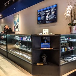 The Vapory - Really nice, clean shop