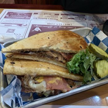 Boomerangs Roadhouse - Mediocre cuban. - New American Near Me - West Warwick, Rhode Island Boomerangs Roadhouse - Mediocre cuban. - New American Near Me - West Warwick, Rhode Island