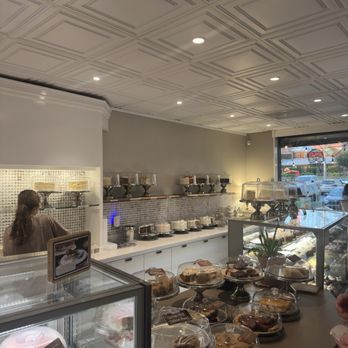 Maxie B's - Bakeries Near Me - Greensboro, North Carolina Maxie B's - Bakeries Near Me - Greensboro, North Carolina