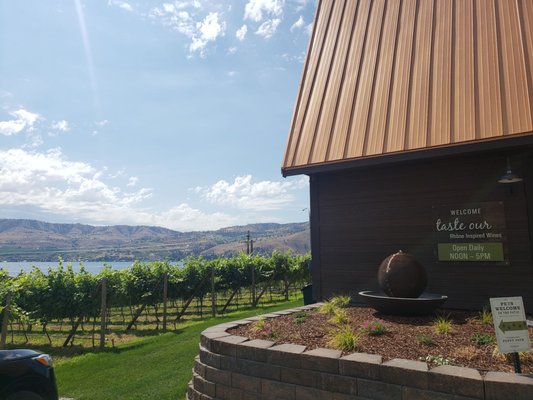 Cairdeas Winery by null
