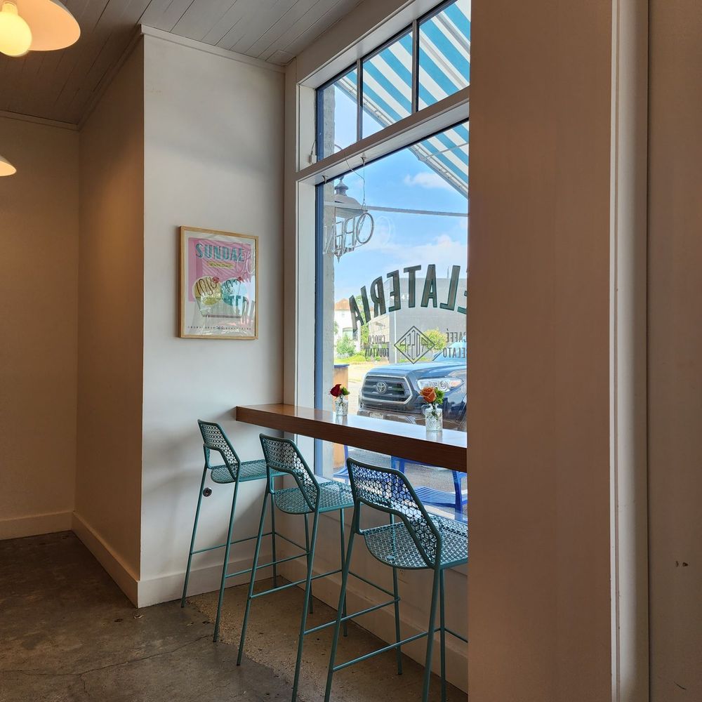 Gelato Rossa - Inside - Gelato Near Me - Bellaire, Texas Gelato Rossa - Inside - Gelato Near Me - Bellaire, Texas