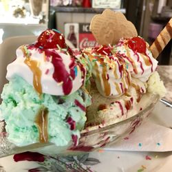 Luxury Ice Cream Company - Banana split