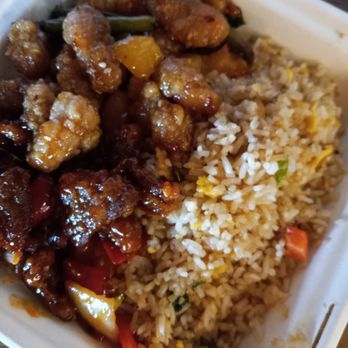 Panda Express - This was the meal they messed up on and gave chicken instead of the shrimp that we paid for. - Chinese Near Me - Aurora, Colorado