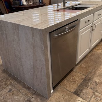 Signature Stone - Countertop Installation Near Me - Las Vegas, Nevada