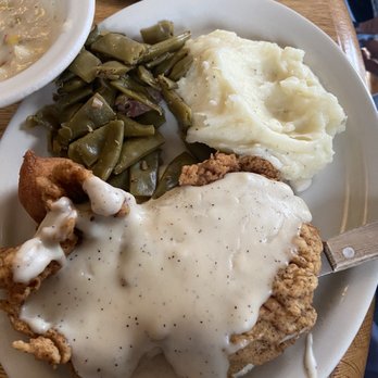 Old Mill Restaurant - Country fried chicken with mashed potatoes and green beans - American Near Me - Pigeon Forge, Tennessee