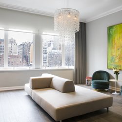 Center Aesthetic & Dermatology - Patient Lounge