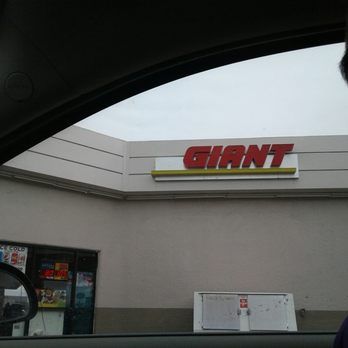 Giant Gasoline & Convenience Store - a giant gas station - Gas Stations Near Me - Albuquerque, New Mexico Giant Gasoline & Convenience Store - a giant gas station - Gas Stations Near Me - Albuquerque, New Mexico