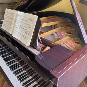 Modern Piano - Piano Stores Near Me - Wexford, Pennsylvania Modern Piano - Piano Stores Near Me - Wexford, Pennsylvania